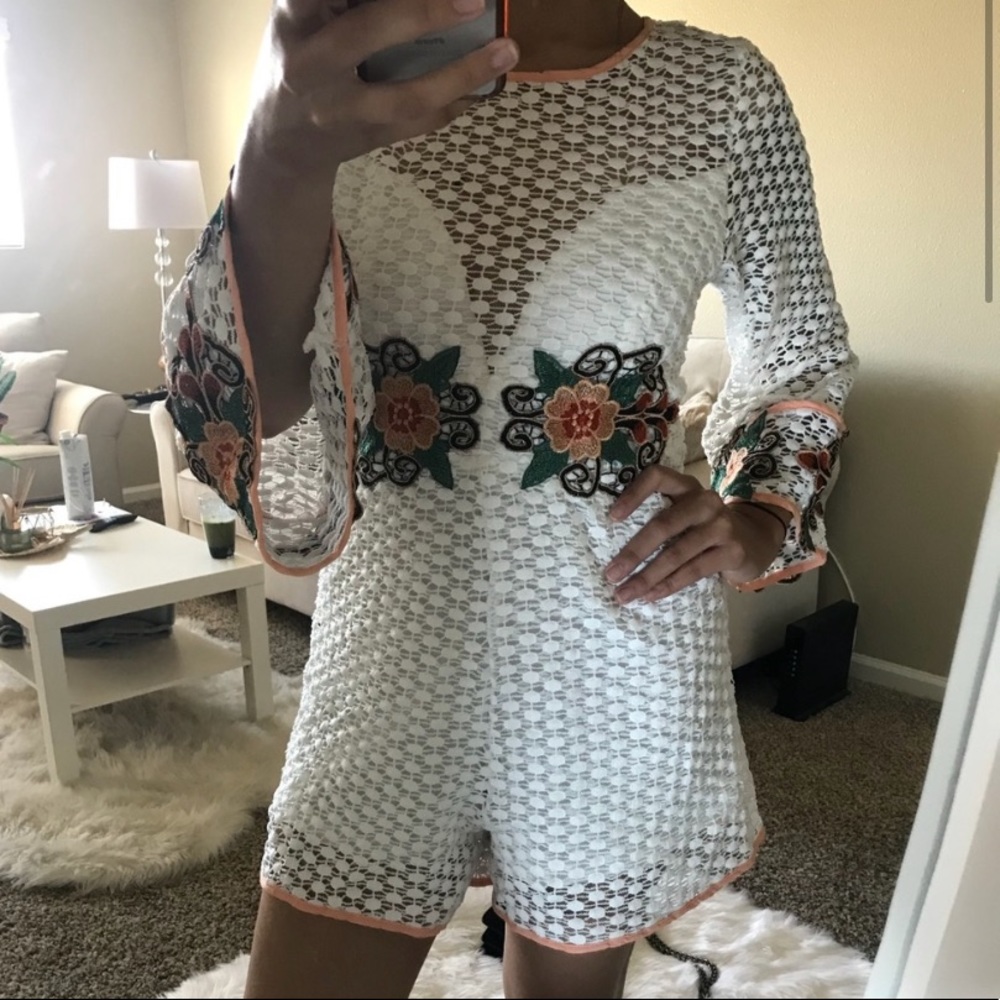 EMBROIDERED WHITE LACE ROMPER